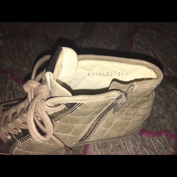 AGI Gold Leather High Tops - Picture 7 of 8